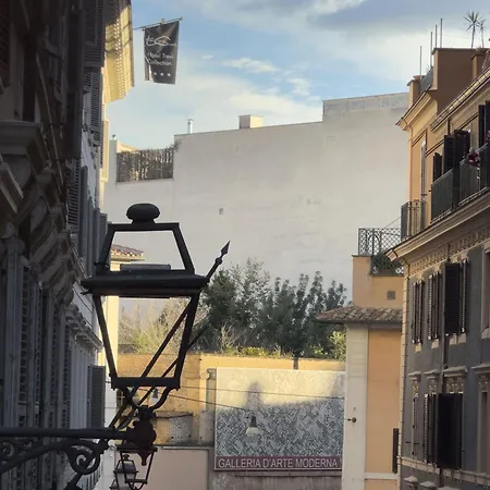 Spanish Steps Lovely With Balcony Lejlighed