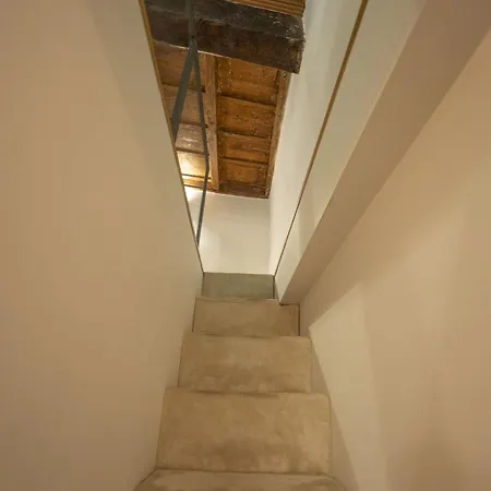 Spanish Steps Lovely With Balcony 公寓