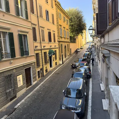 Spanish Steps Lovely With Balcony